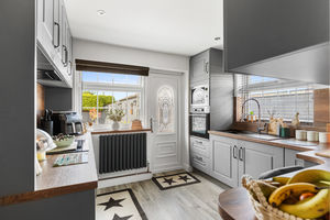 Photo 33- click for photo gallery